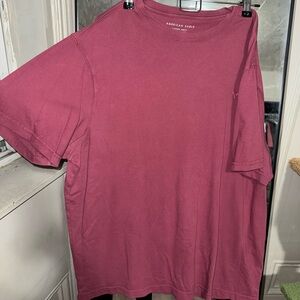 American Eagle Outfitters Men's Maroon T-Shirt